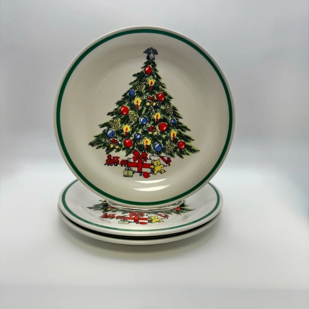 Christmas Tree Salad Dessert Plates set of 3 - Picture 2 of 7